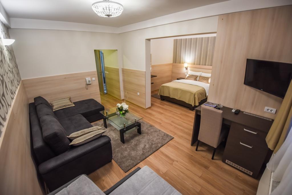 Hotel Požega Extérieur photo